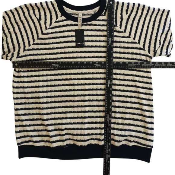 torrid Belle Isle Ribbed Raglan Crewneck Top Navy White Size 0, Lg 12 - Picture 3 of 16
